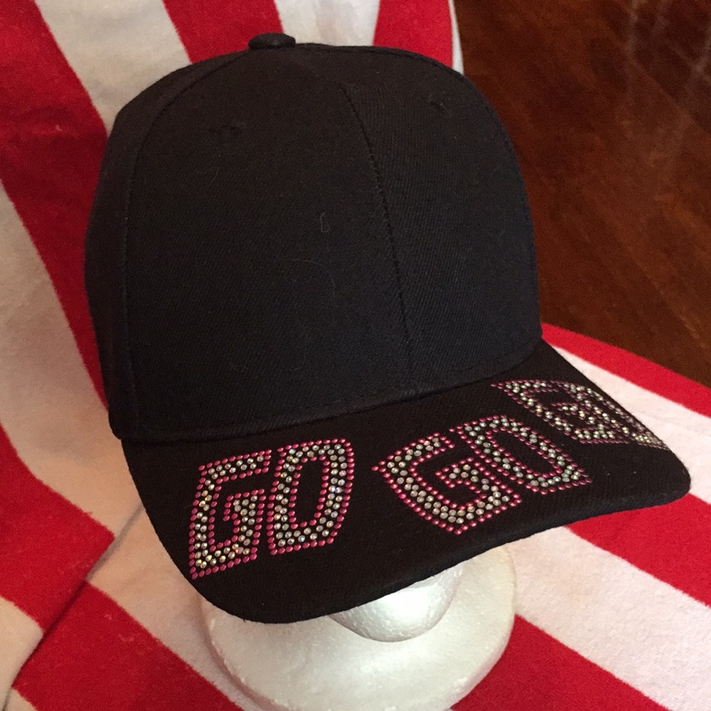 Top Level new hat made in Vietnam